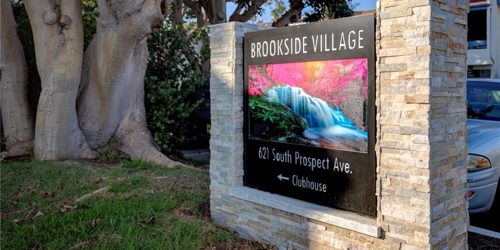 Brookside Village Sign